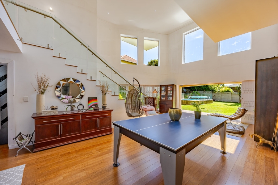 5 Bedroom Property for Sale in Kenilworth Upper Western Cape